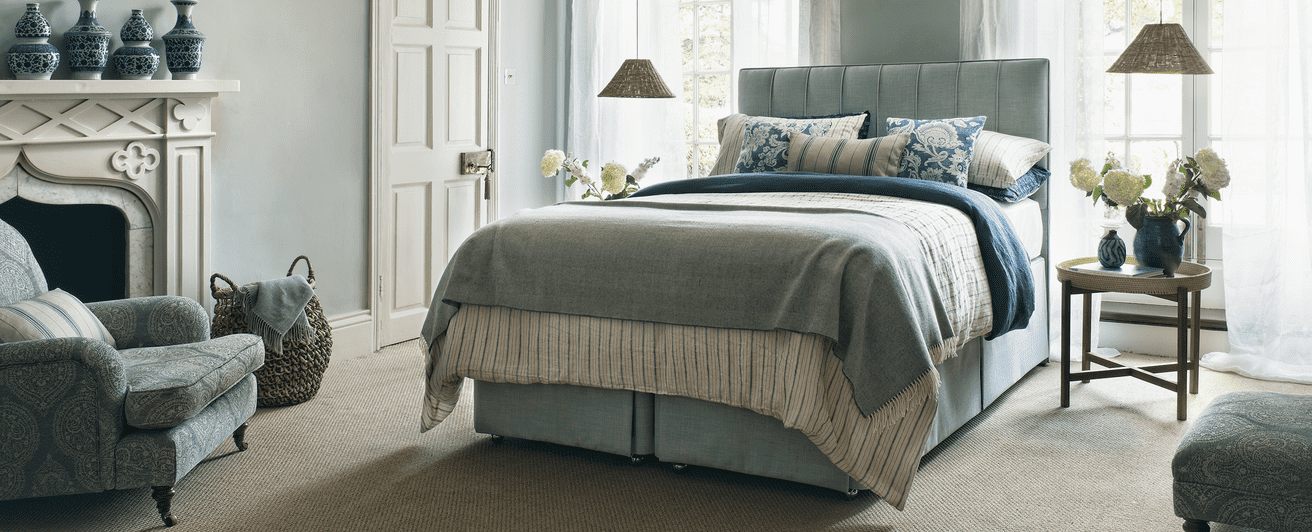 Legacy I PetraHB Linosso Sky angled dressed 20170Lgv1