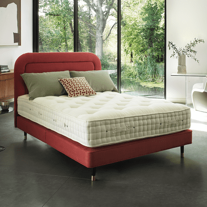 Leagcy 4 HypTent00 832x832