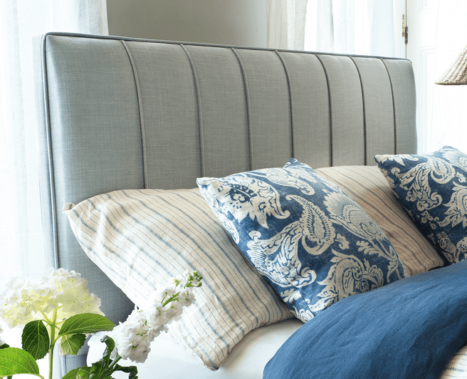 Legacy I PetraHB Linosso Sky angles dressed close up 20193Lgv1